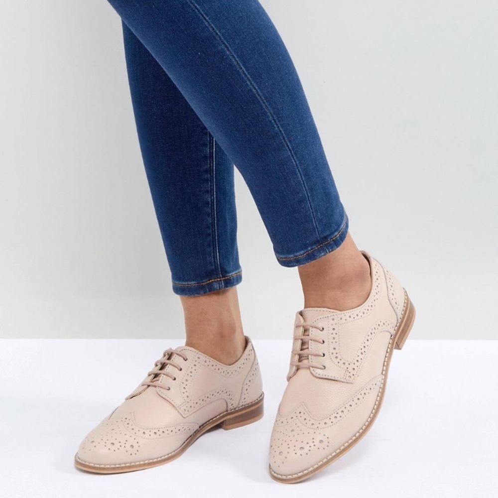 Leather brogues shoes